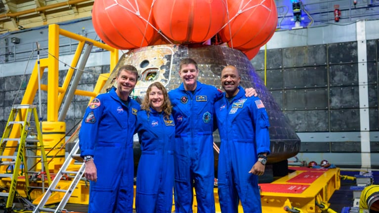Los astronautas del Artemis II, de regreso en la Tierra.