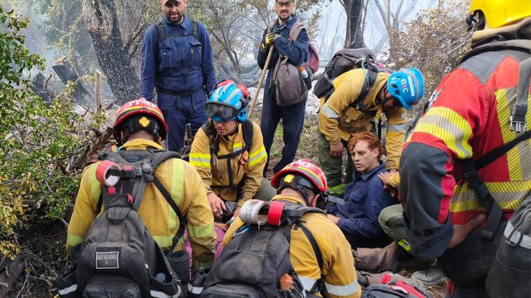 Los bomberos cordobeses salvaron a dos personas.