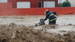 Los bomberos evitaron una tragedia en medio del  temporal.