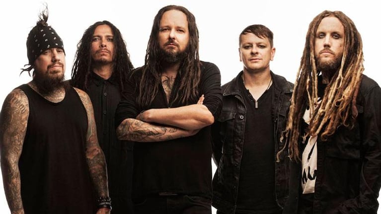 Los Caligaris reemplazaron a Korn en un festival en México: de abucheos a nuevos fans