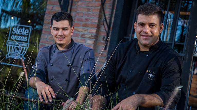 Los chefs Dante Enriquez y Dario Brugnoni prepararon una batería de anuncios para festejar a lo grande.