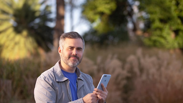 Los ciberestafadores pueden obtener información de potenciales víctimas y generar suplantación de identidad para estafar.
