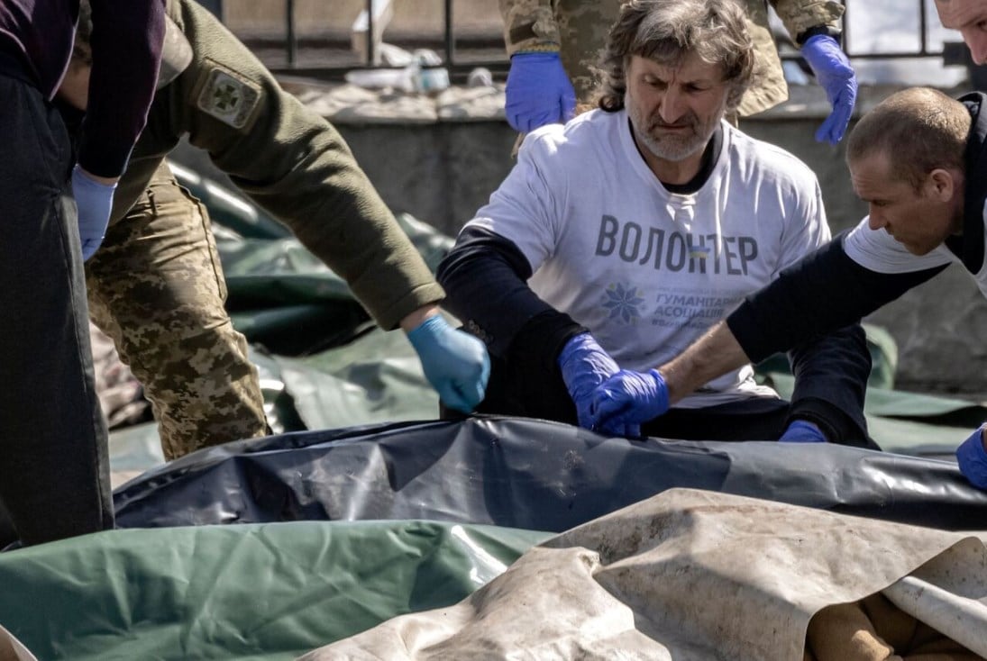 Los civiles esperaban el tren para ser evacuados. Foto: AFP.