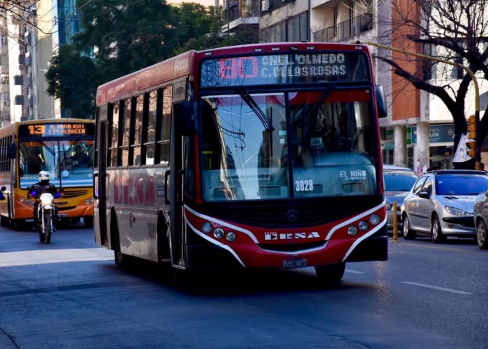 Los colectivos circularan con frecuencia de día domingo.