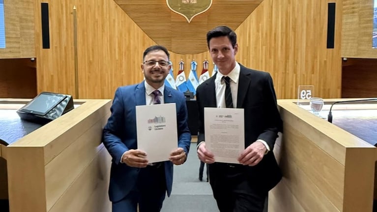 Los conductores del programa en la Legislatura de Córdoba.