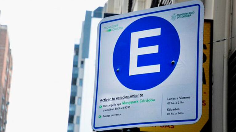 Los conductores podrán usar los espacios de estacionamiento medido de forma libre y gratuita.