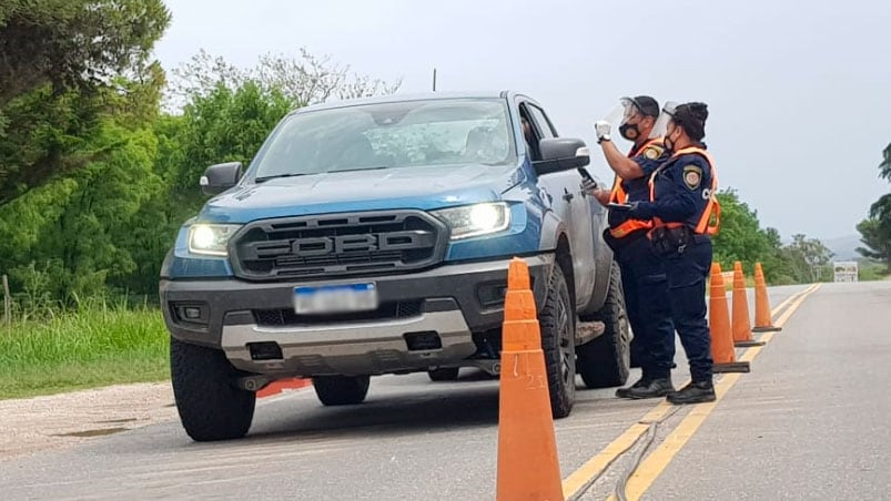 Los controles, presentes en el primer día de turismo habilitado.