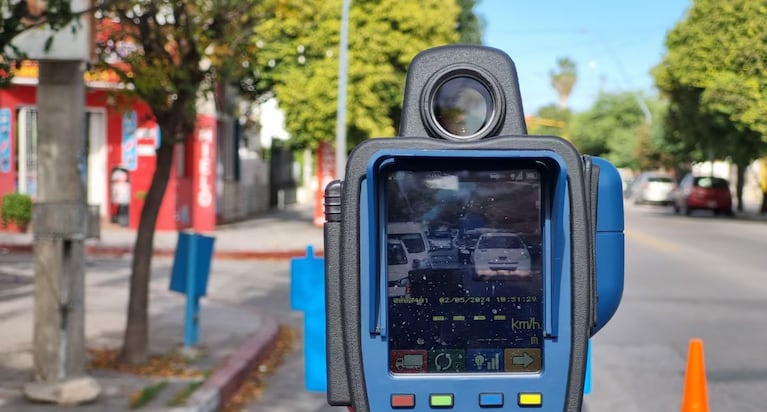 Los controles se inauguraron en agosto de 2025.