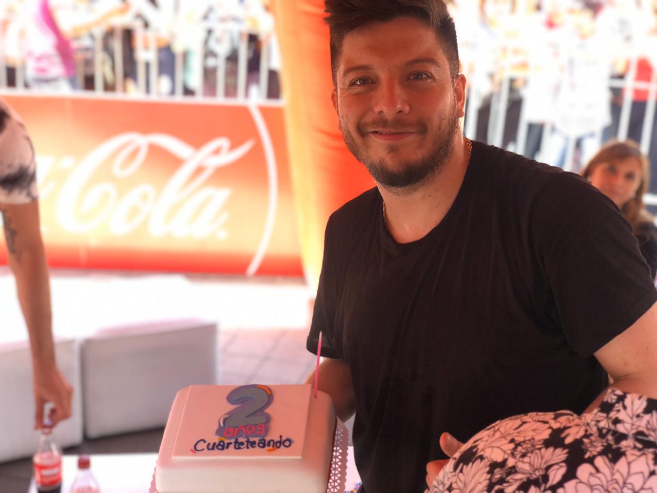 Los cuarteteros, de fiesta y bien cerca de la gente en la Plaza San Martín.