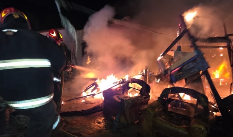 Los daños materiales fueron totales.