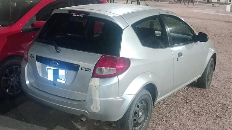 Los delincuentes de combustible se movían en un Ford Ka.