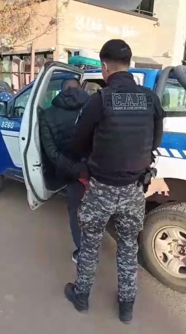Los delincuentes fueron atrapados tras robar en una casa en Mendiolaza.