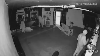 Los delincuentes robaron en una barbería de barrio José Ignacio Díaz II Sección.