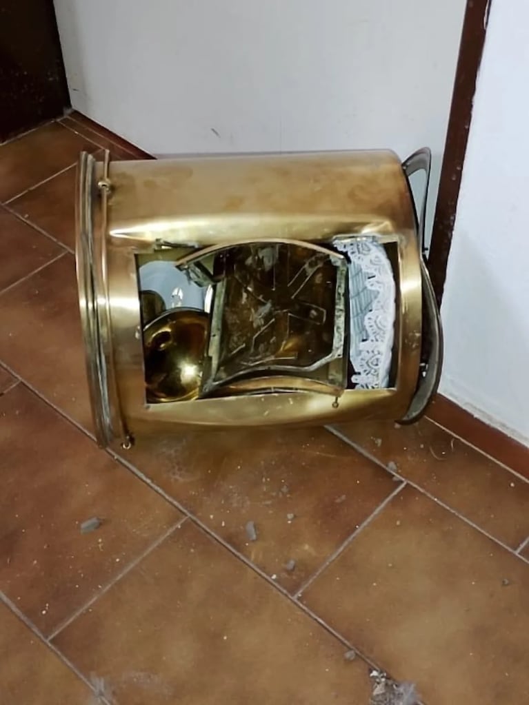 Los delincuentes rompieron el sagrario