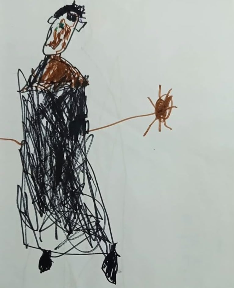 Los dibujos de los hijos de las familias que denunciaron al cura Nicola por presunto abuso sexual. (Perfil Córdoba)