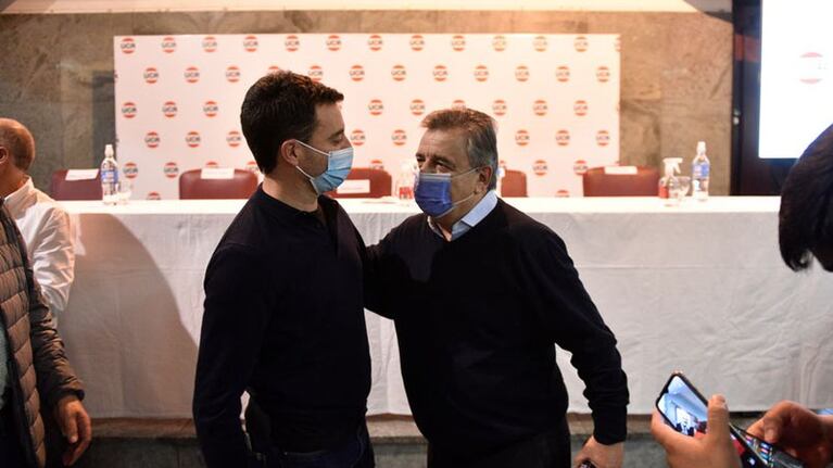 Los dirigentes de Juntos por el Cambio cargaron contra el gobernador.