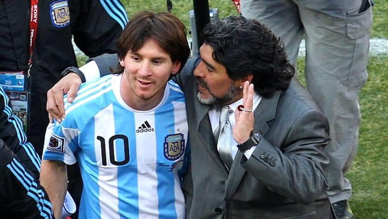 Los dos mejores futbolistas argentinos de la historia coincidieron en la Selección Argentina. 