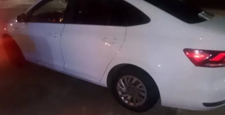 Los encontraron medio kilo de cocaína en el auto.