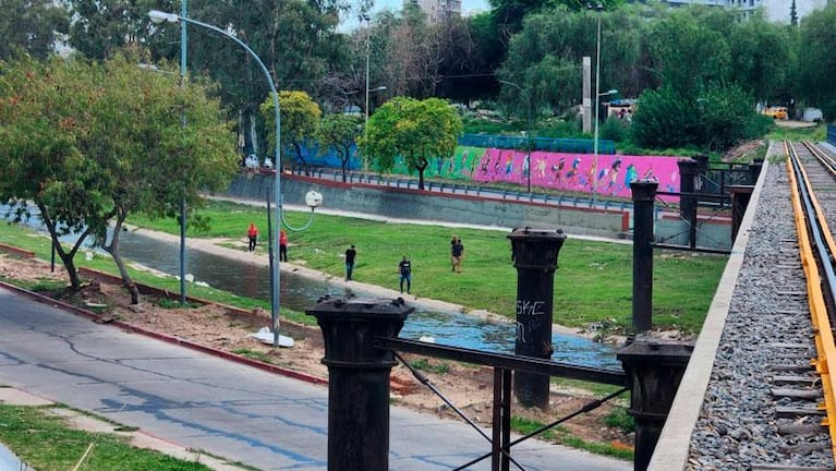 Los escalofriantes libros que tenía el detenido por Anahí Bulnes, la docente desaparecida