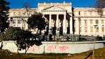 Los espacios públicos de la ciudad siguen siendo vandalizados por unos pocos.