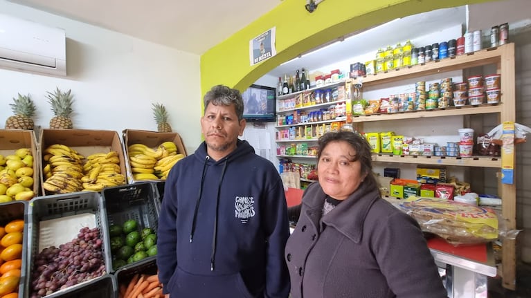 Los estafó y luego los amenazó y discriminó por WhatsApp: “Te cabe por...”