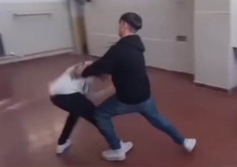 Los estudiantes organizan violentos combates en una escuela de Córdoba.