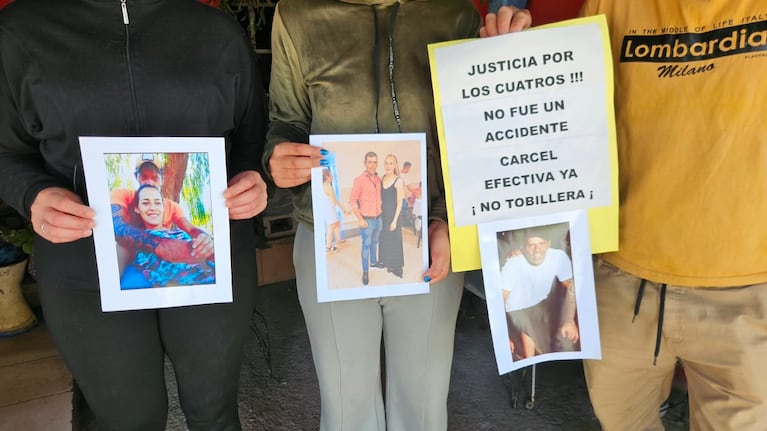 Los familiares de las víctimas piden que el conductor esté preso en una cárcel.