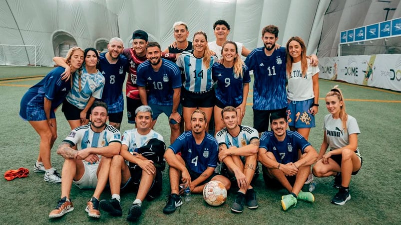 Los famosos de Argentina que se juntaron a jugar un partido en Doha.