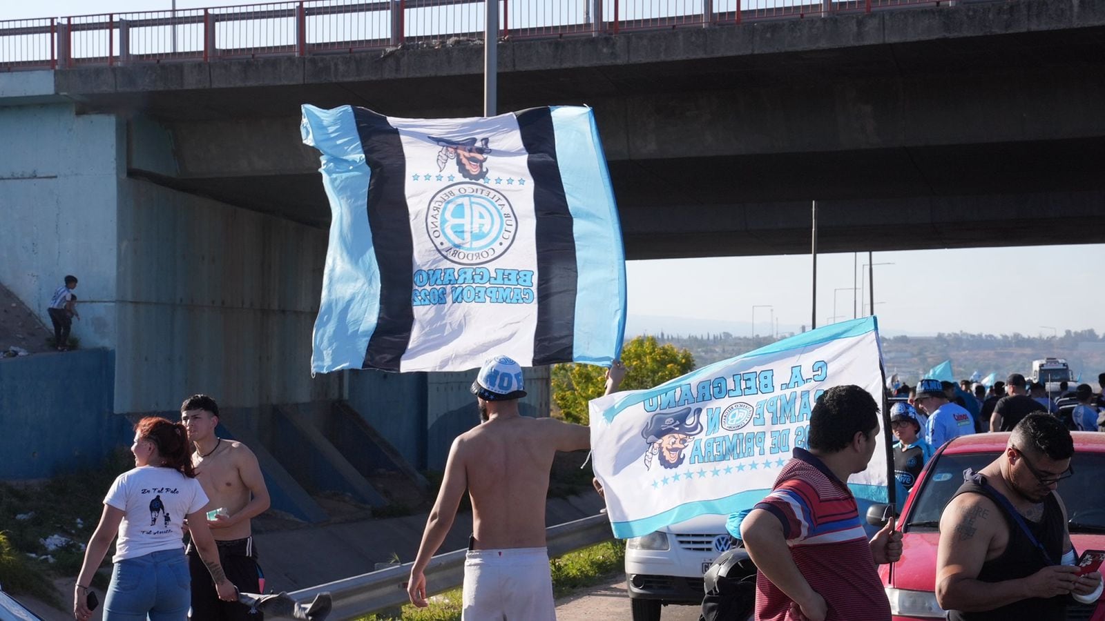 Los festejos del pueblo pirata continuaron en Córdoba. Fotos: Agustín Zaya/ElDoce.