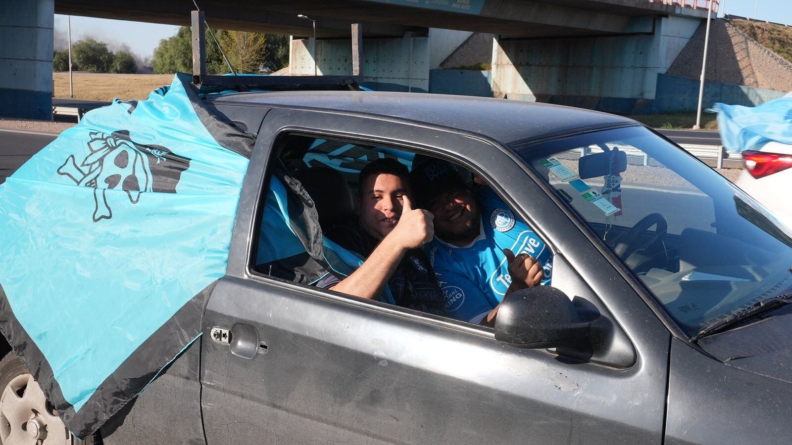 Los festejos del pueblo pirata continuaron en Córdoba. Fotos: Agustín Zaya/ElDoce.