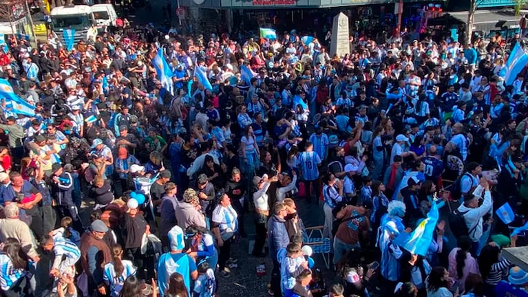 Los festejos en Carlos Paz por el triunfo argentino ante Egipto. Foto: El Diario de Carlos Paz.