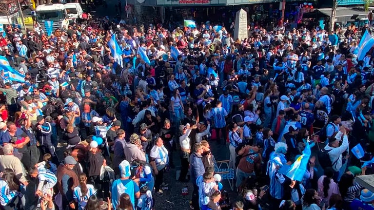 Los festejos en Carlos Paz por el triunfo argentino ante Egipto. Foto: El Diario de Carlos Paz.