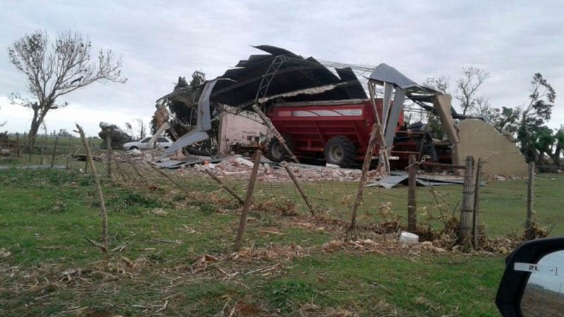 Los fuertes vientos arrasaron en las zonas rurales del sur de la provincia.