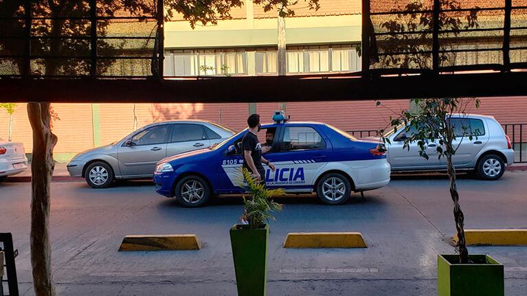 Los gimnasios arrancaron con controles de la Policía para evitar aperturas.