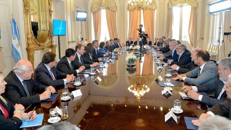 Los gobernadores enviarán a sus ministros clave sobre energía y tarifas a la cumbre.