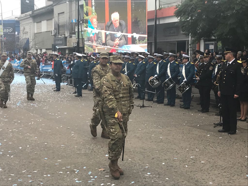 Los habitantes de Bell Ville disfrutaron del desfile cívico militar.