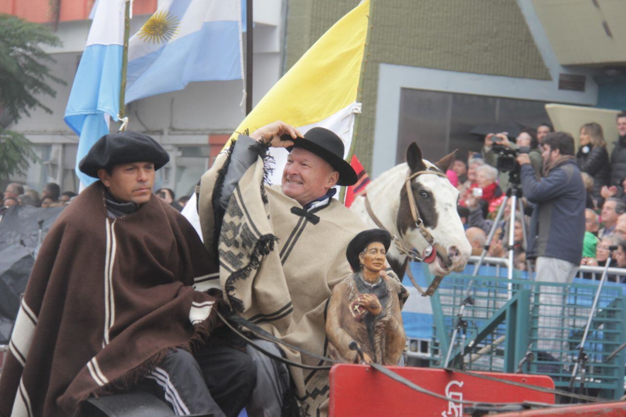 Los habitantes de Bell Ville disfrutaron del desfile cívico militar.