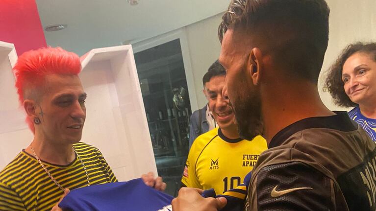 Los hermanos Ninci le regalaron un show a Carlitos y su familia, que se declararon fanáticos. Foto: Dahy Terradas.