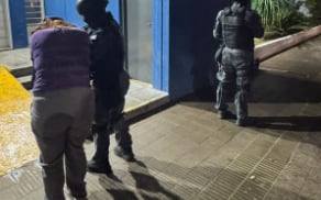 Los hermanos vendían droga con sus parejas.