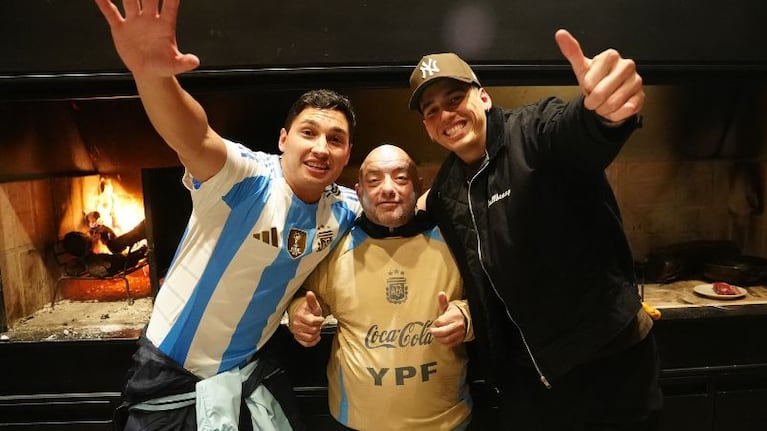 Los Herrera recibieron a Cuarteteando para ver el partido de la Selección.