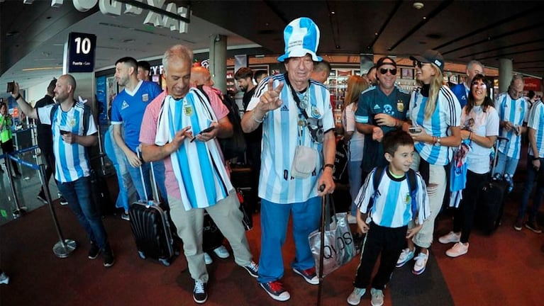 Los hinchas argentinos son pura ilusión ante la final.