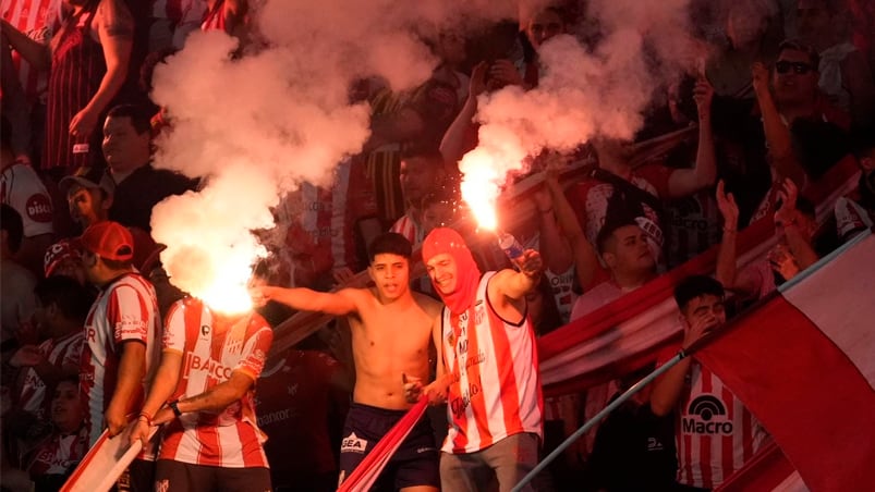 Los hinchas de Instituto presentes en el clásico ante Talleres. Foto: Lucio Casalla / ElDoce.tv.