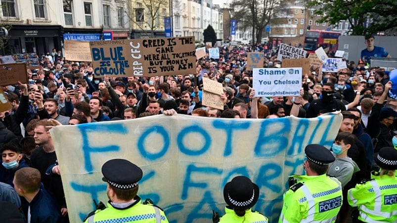 Los hinchas ingleses se hicieron sentir en distintos sectores del pais.