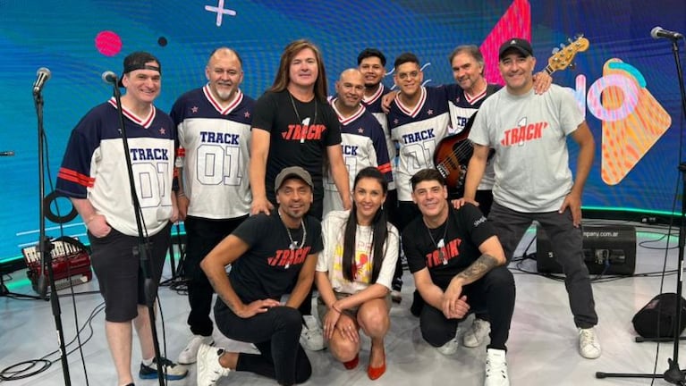 Los integrantes de Track 1 se divirtieron a lo grande en la previa de su show en el Estadio del Centro.