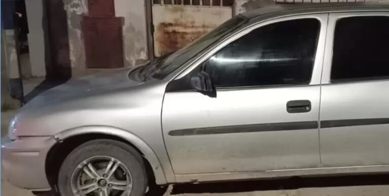 Los investigadores sospechan que este auto fue usado como remis para secuestrar a Marisol García. (Foto: Ministerio Público de Jujuy).