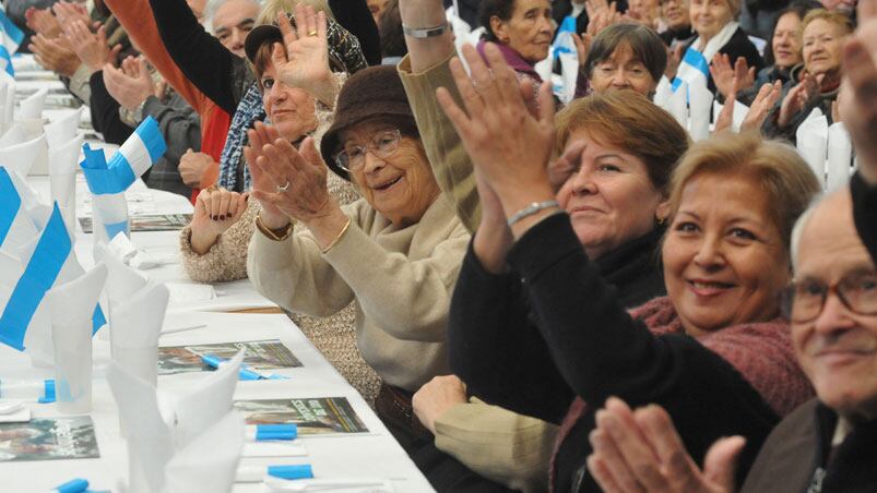 Los jubilados esperan con mucha expectativa los anuncios del Gobierno.