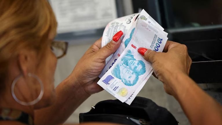 Los jubilados y pensionados recibirán el bono extra en el primer mes del año.