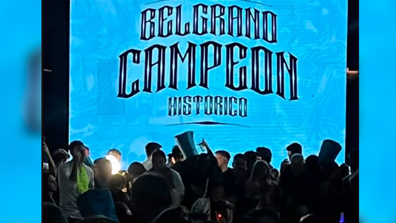 Los jugadores de Belgrano tuvieron la fiesta de los campeones.