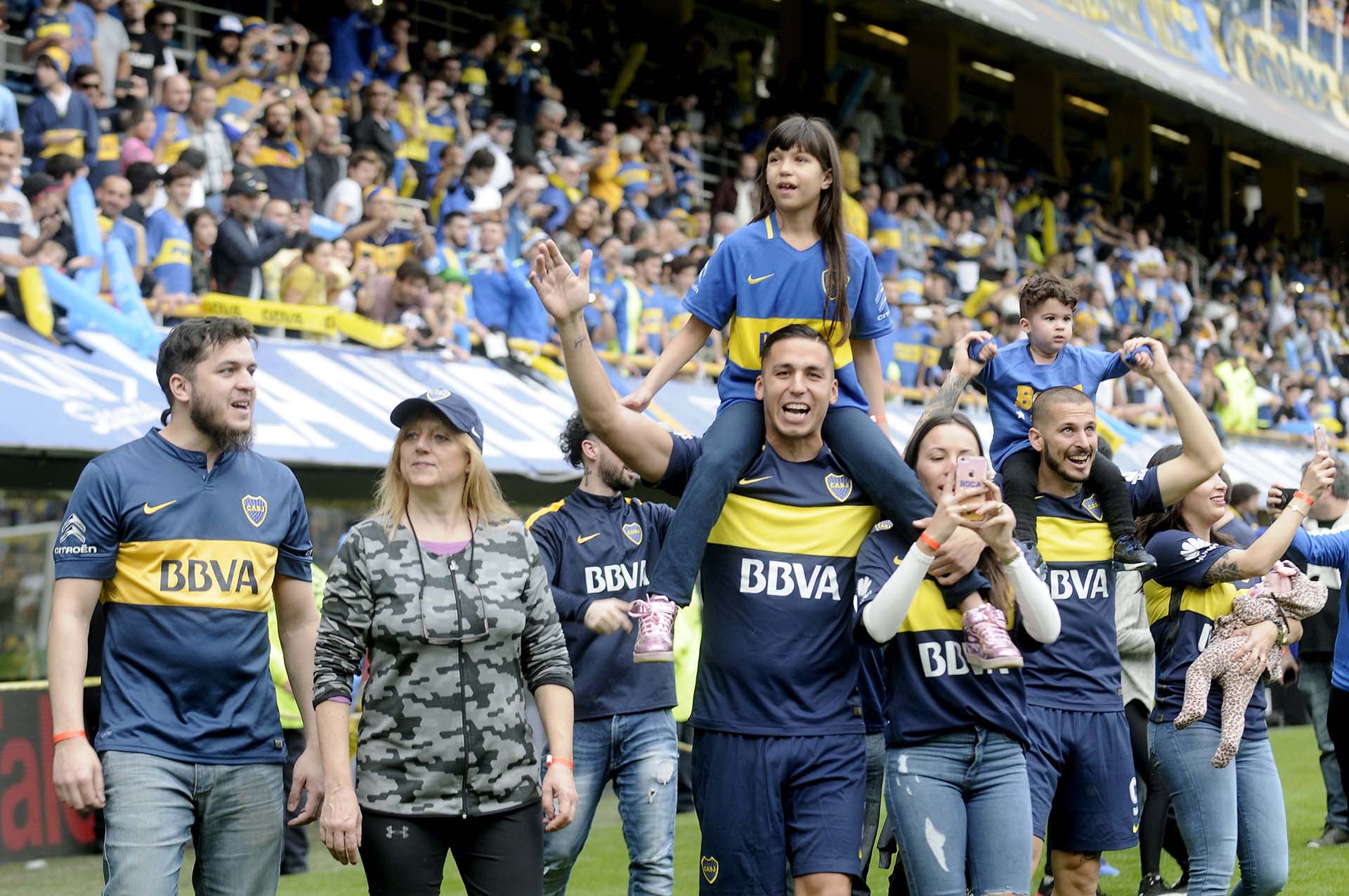 Los jugadores de Boca festejaron el título junto a sus familias. Foto: Infobae.