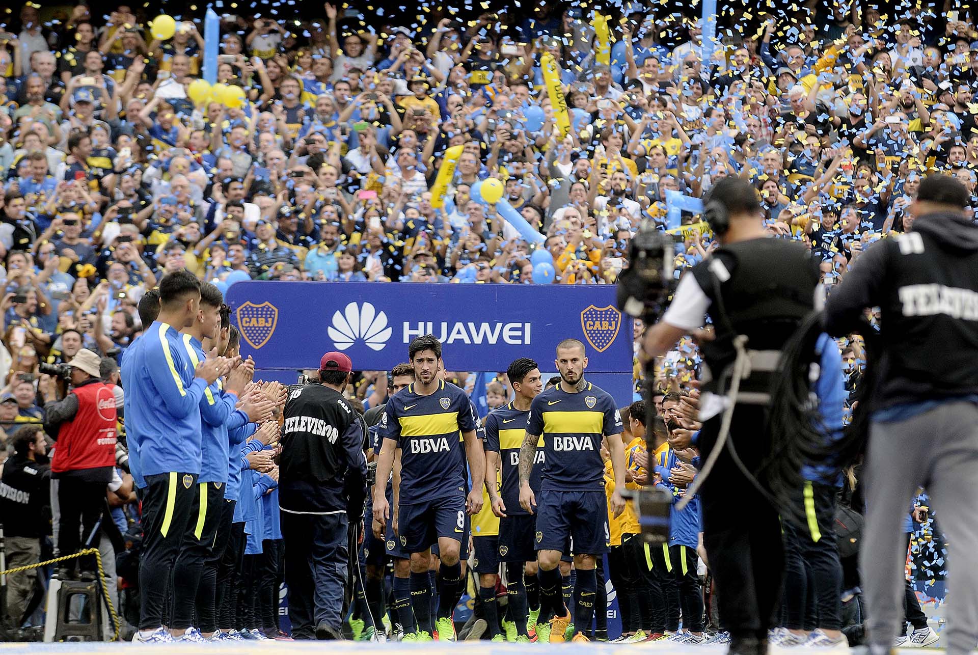 Los jugadores de Boca festejaron el título junto a sus familias. Foto: Infobae.